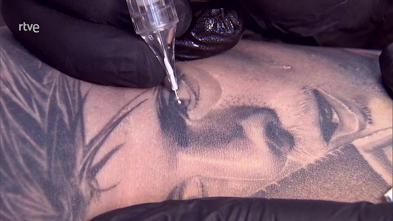 Aquí Hay Trabajo- El arte y oficio del tatuador - Aquí hay trabajo | Ver