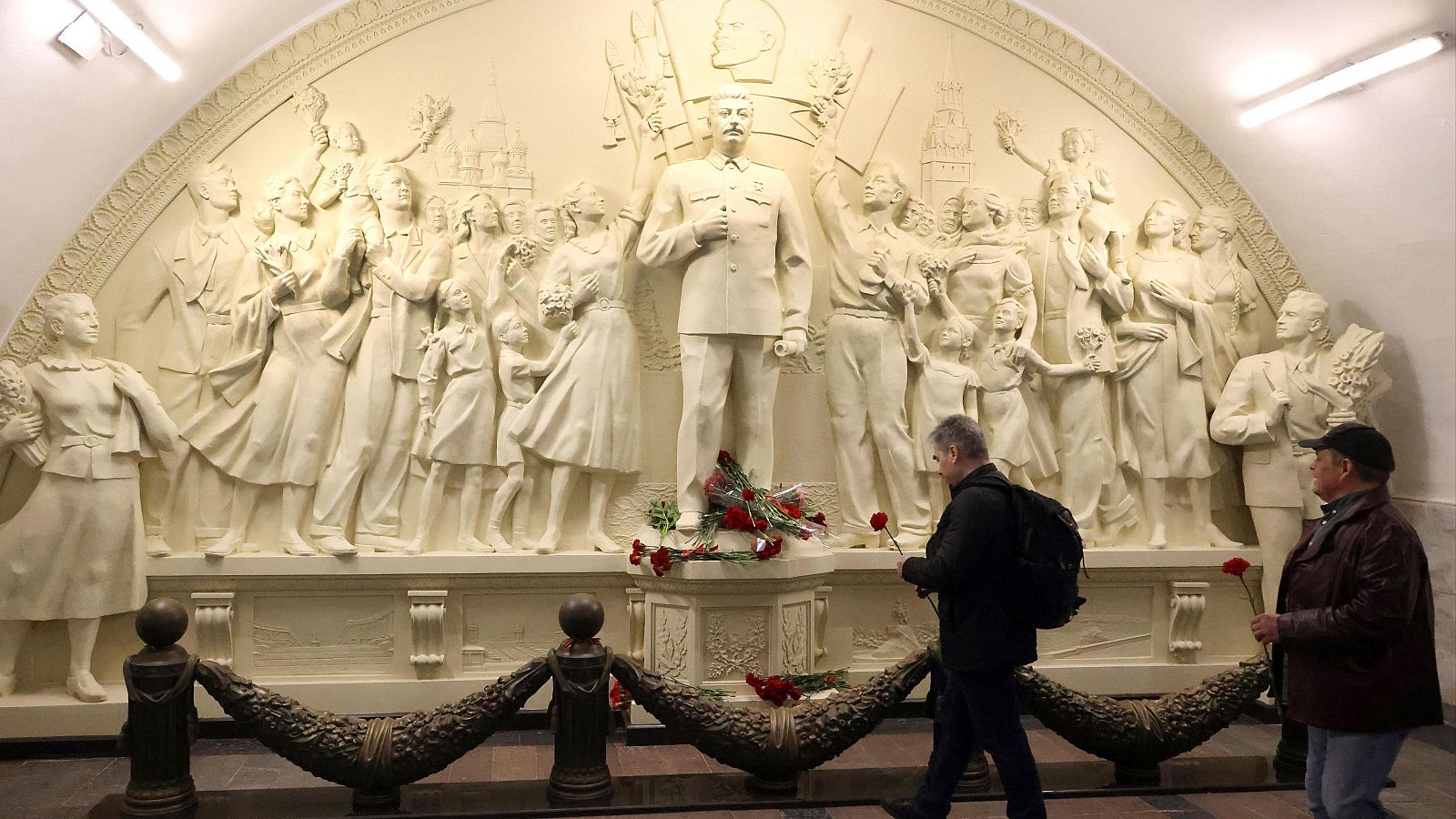 Rusia inaugura una nueva estatua de Stalin | Ver