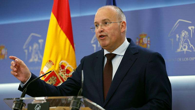 El PP y otras formaciones piden la comparecencia de Sánchez en el Congreso ante su "fuga permanente"