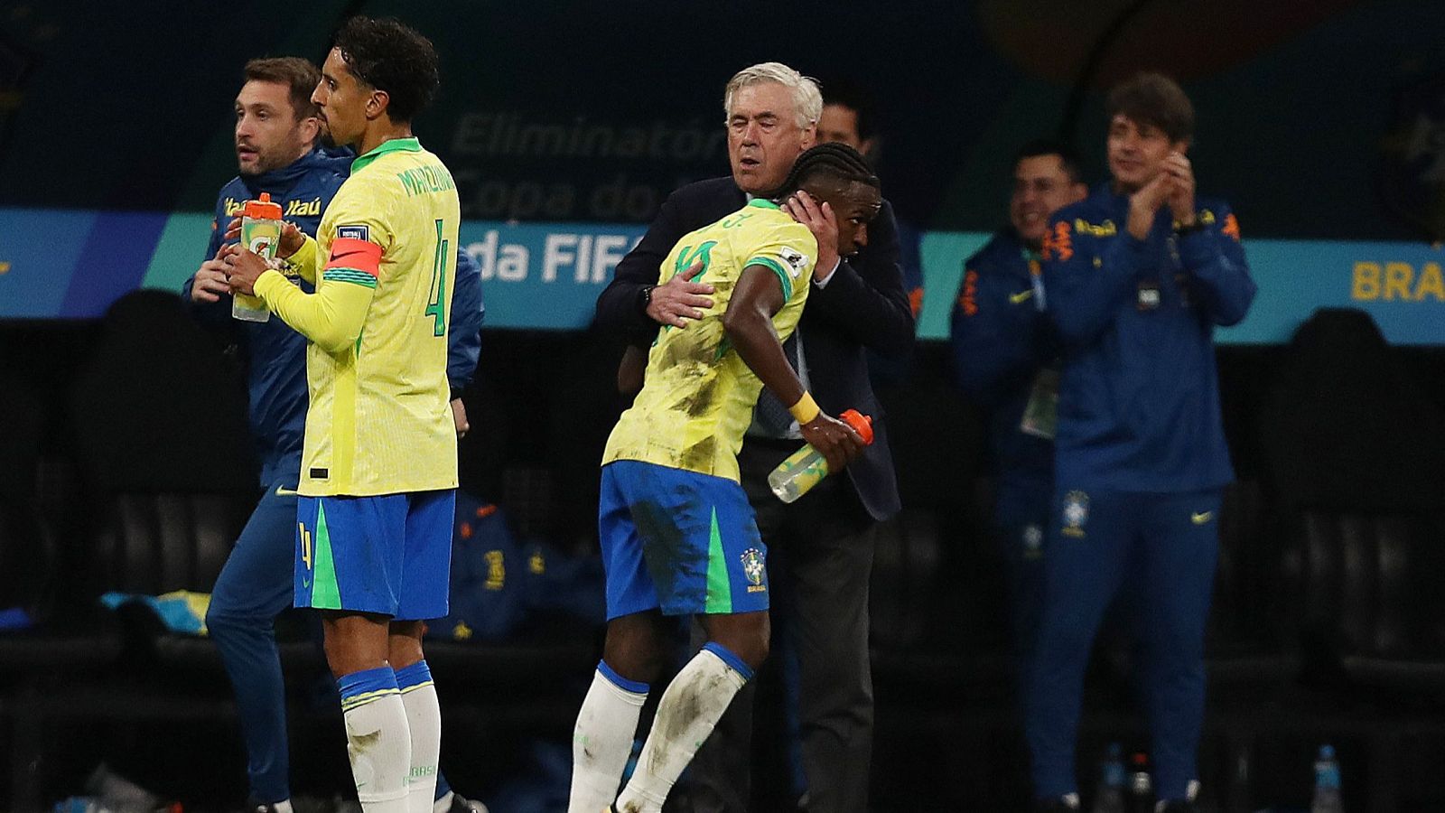 Vinicius da a Ancelotti su primera victoria con Brasil | Ver