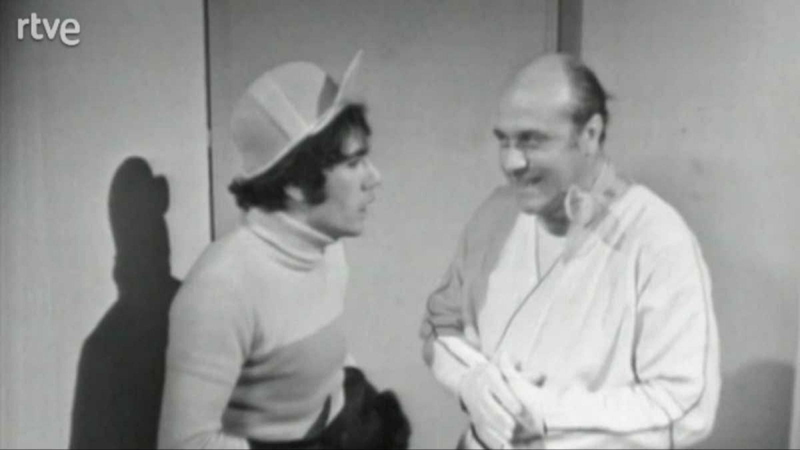 Teatro de siempre - Las nubes - Teatro en el Archivo de RTVE | Ver