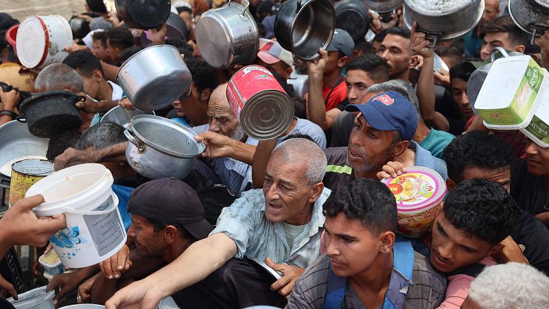 Israel bombardea la sede de Médicos del Mundo y dispara contra las colas del hambre - Informativo 24h | Ver