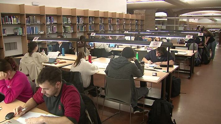 L'altaveu - Comprar treballs universitaris per encàrrec