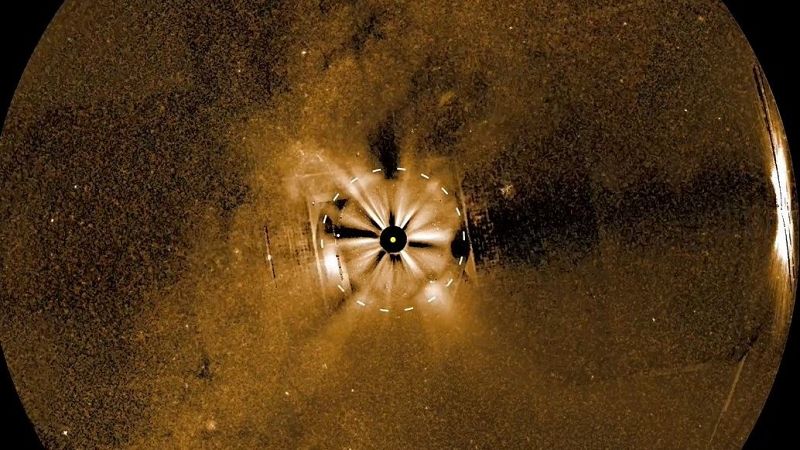 Javier Rodríguez, investigador de la Solar Orbiter: "Es la primera vez que tenemos una pequeña escalera espacial"