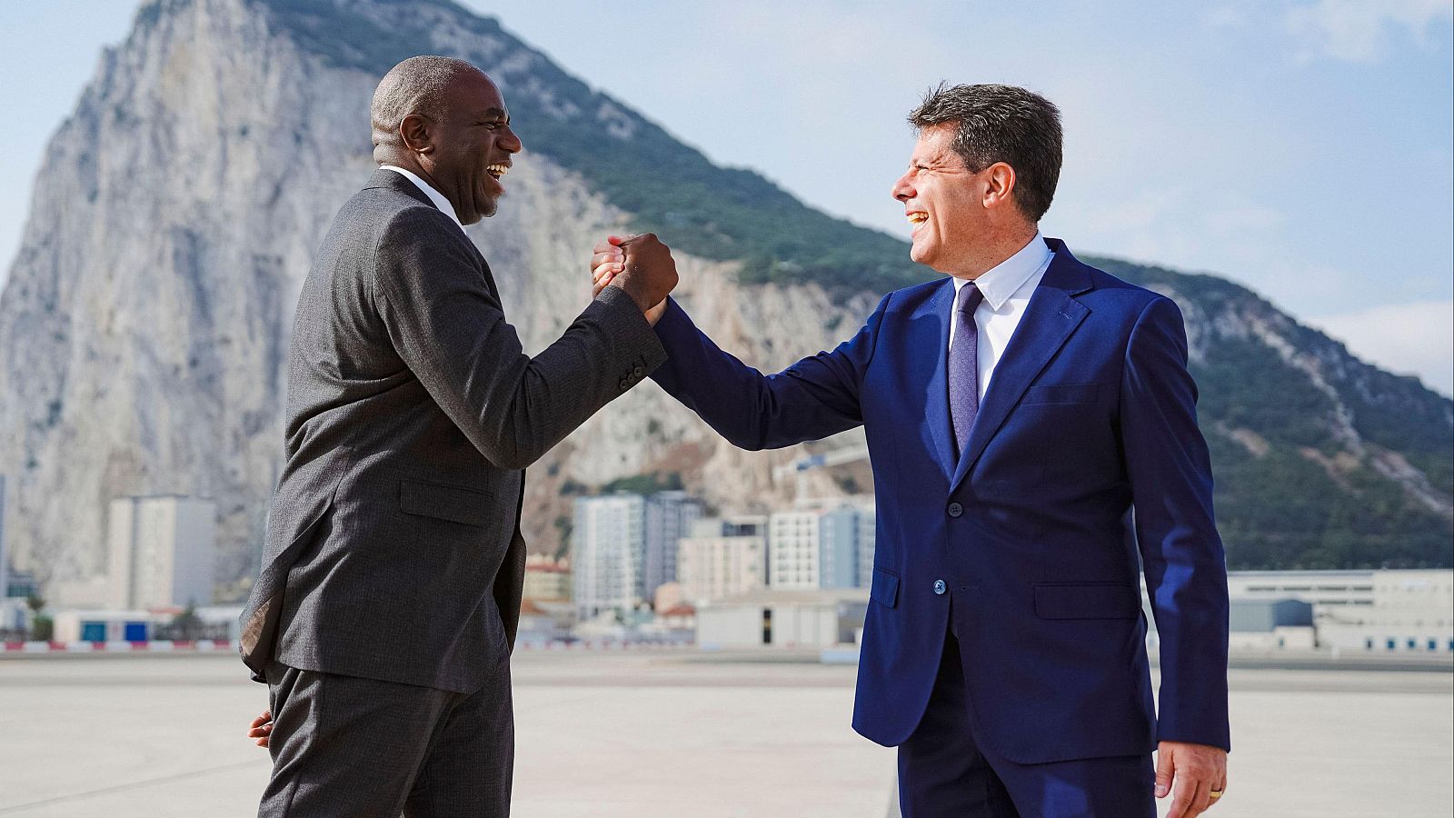 Telediario - 8 horas - 12/06/25 - Telediario Matinal | Ver