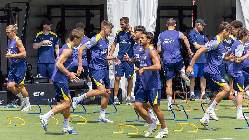 El Atlético de Madrid, ajeno a los disturbios de Los Ángeles - Los Deportes de La1 | Ver