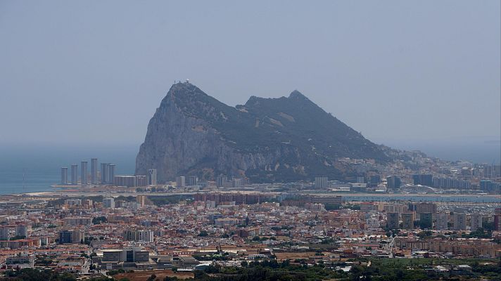 Telediario 1 - Los trabajadores transfronterizos reciben el acuerdo de Gibraltar con incertidumbre
