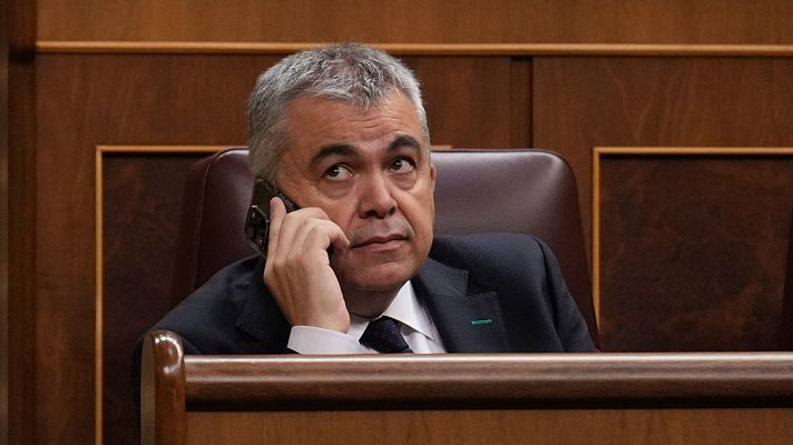 Telediario 1 - Santos Cerdán presenta su dimisión tras el informe de la UCO que lo vincula con el caso Koldo