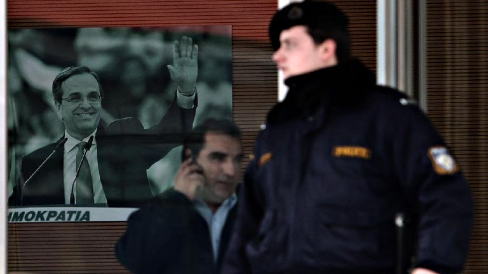 Tirotean el despacho del primer ministro griego en la sede de su partido en Atenas