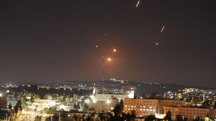 Telediario Fin de Semana - Telediario 2 en 4' - 15/06/25