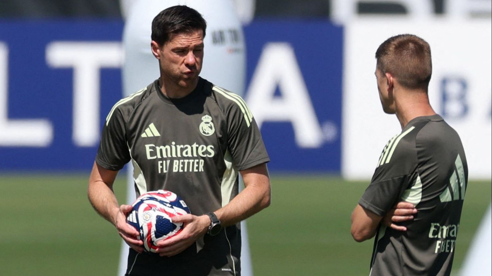 Xabi Alonso prepara su debut con el Real Madrid en Miami - Telediario Matinal | Ver