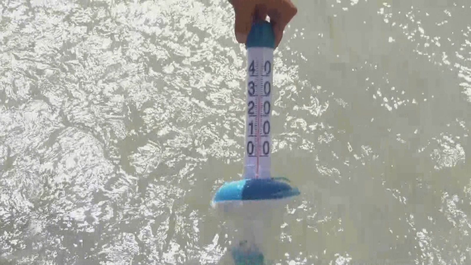 La temperatura del agua del Mediterráneo supera los 25 grados en el mes de junio | Ver