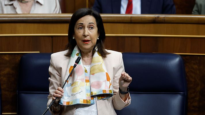 Informativo 24h - Robles confirma la llegada de bombarderos de EE.UU. a las bases de Morón y Rota como refuerzo ante Irán