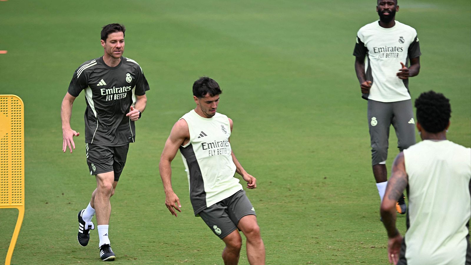 El Real Madrid debuta en el Mundial de Clubes - Los Deportes de La1 | Ver