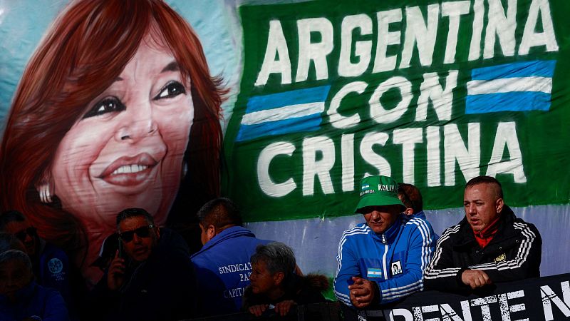 Kirchner cumple su primera noche bajo arresto domiciliario - La tarde en 24h | Ver