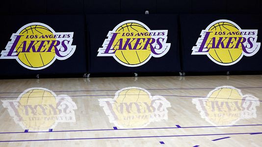 Venta histrica de los Lakers al empresario Mark Walter por 10.000 millones de dlares