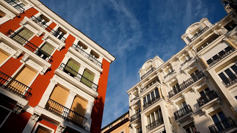 La compraventa de viviendas escala un 2,3% y registra su mejor abril desde el 2008