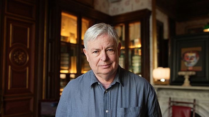 Página Dos - El escritor Jonathan Coe revive una Inglaterra antigua