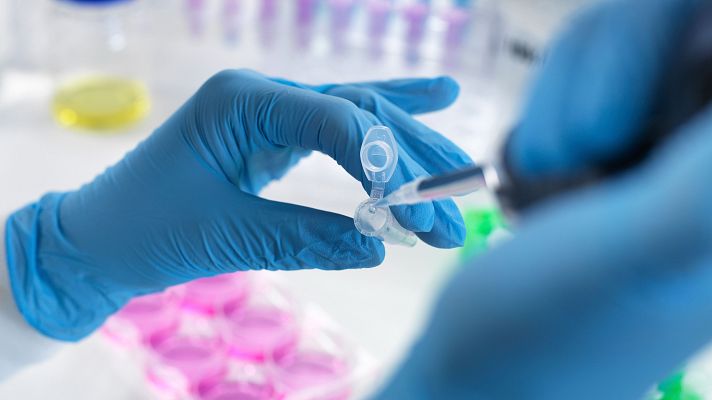 Telediario 1 - Las terapias con células CAR-T, un cambio de paradigma en el tratamiento contra el cáncer