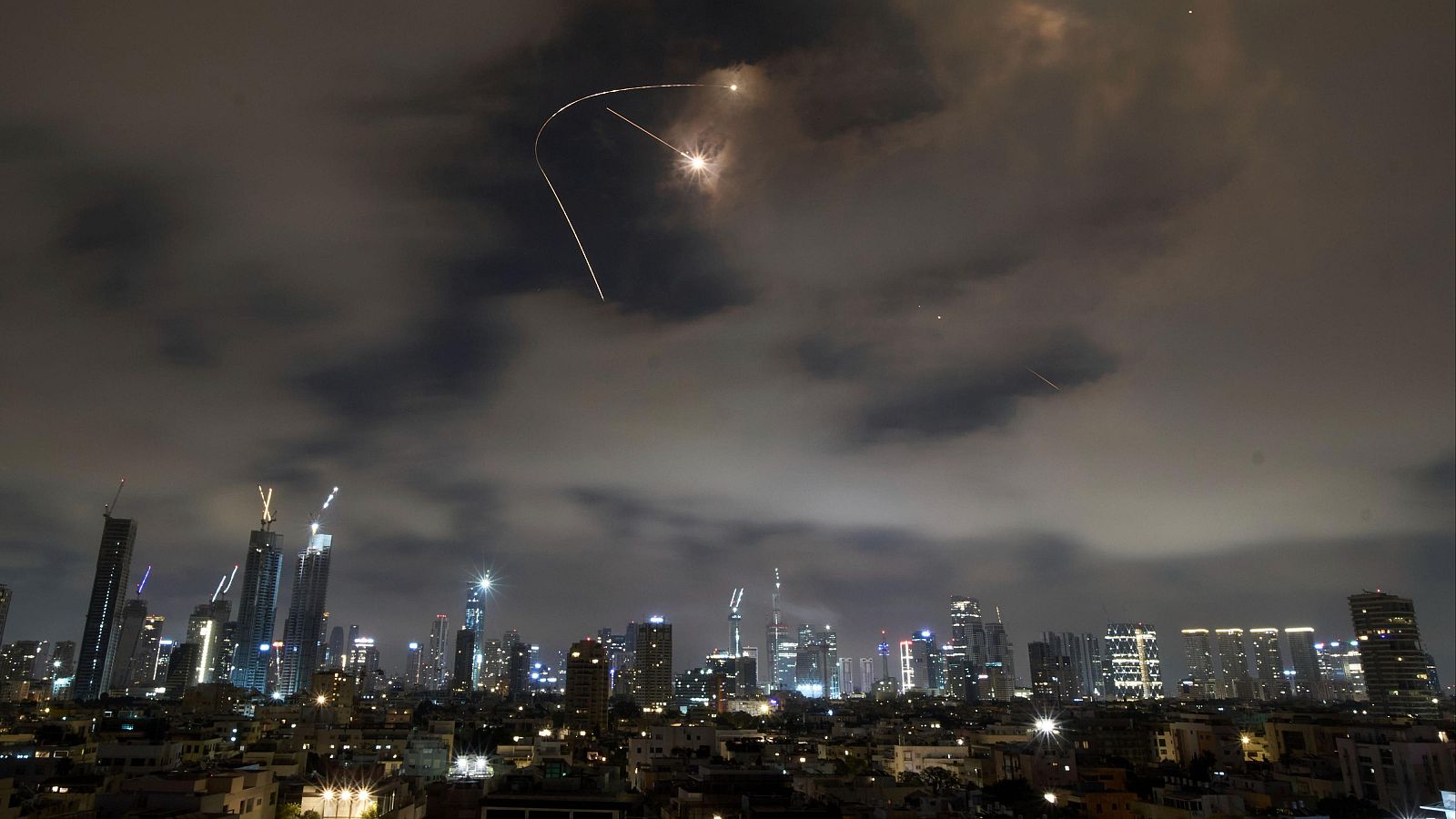 Telediario - 15 horas - 21/06/25 - Lengua de signos - Telediario en lengua de signos | Ver