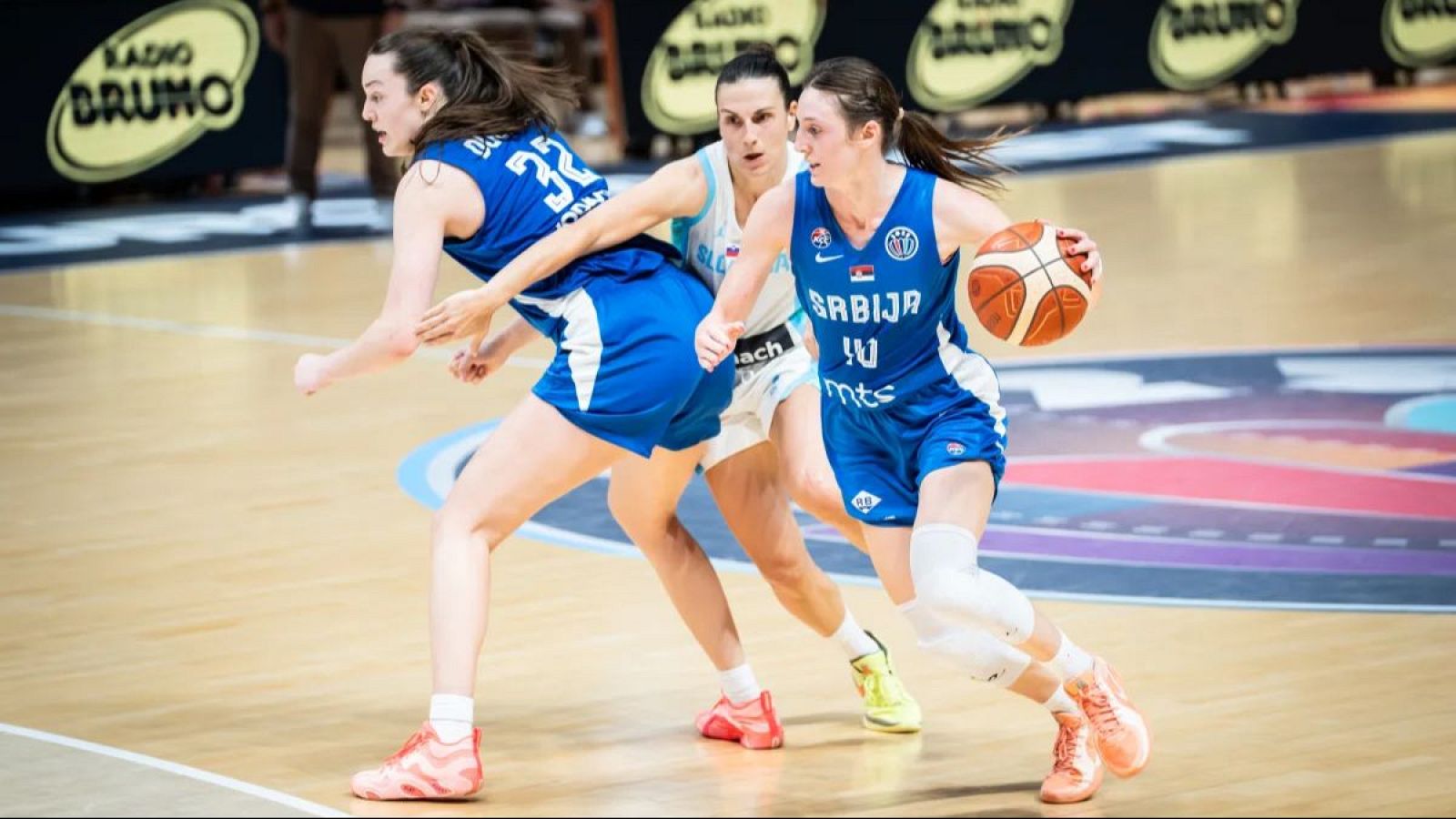 Baloncesto - Campeonato de Europa Femenino: Eslovenia - Serbia  - Baloncesto en RTVE | Ver