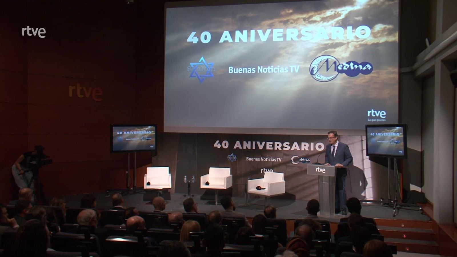 Shalom - Shalom cumple 40 años - Shalom | Ver