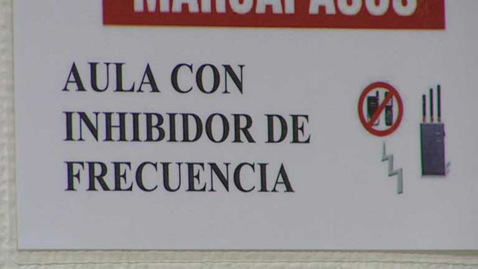 Varias universidades deciden instalar inhibidores de frecuencia para evitar copiar a través del móvil