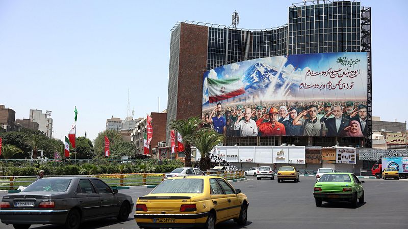 Teherán anochece vacía ante la huida masiva de iraníes tras los ataques estadounidenses