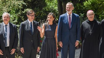 Felipe VI pide ser constantes en la "renuncia a los discursos totalitarios" desde la Abada de Montserrat de Barcelona