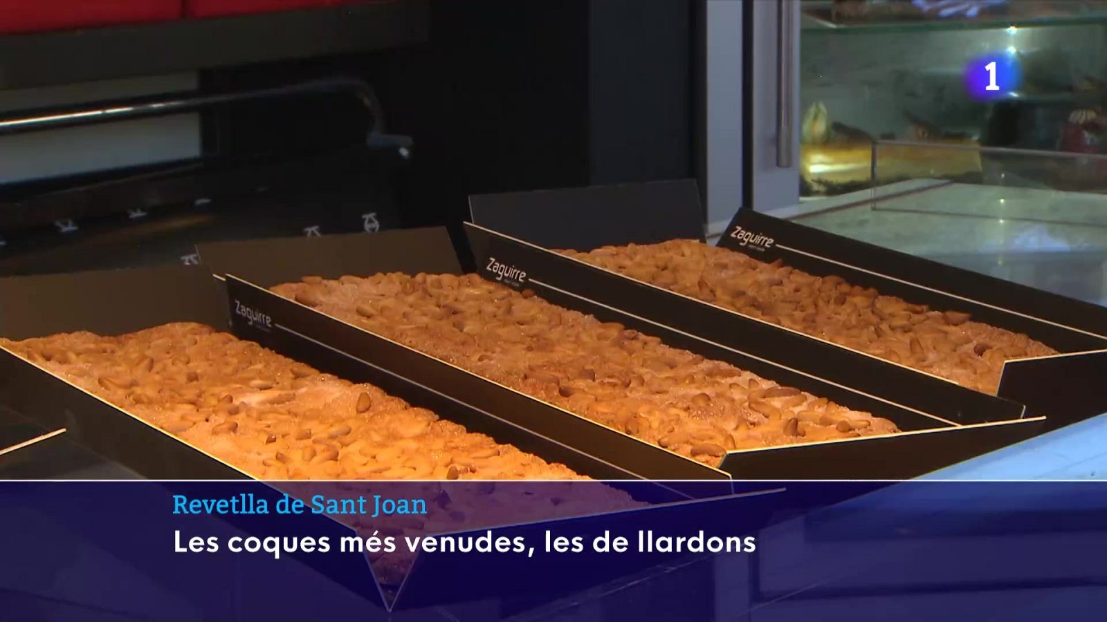 Tradicionals coques de Sant Joan: les més venudes, les de llardons