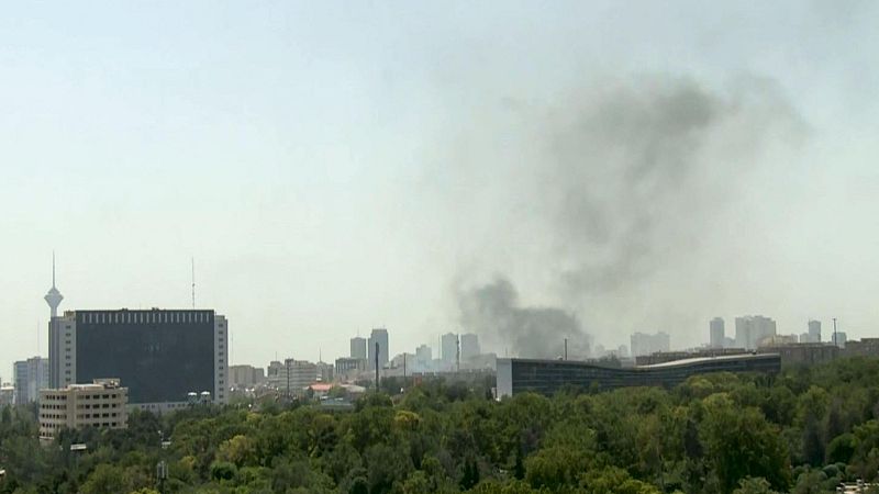 Israel ataca la prisión de Evin y la sede de la Guardia Revolucionaria en Irán | Ver