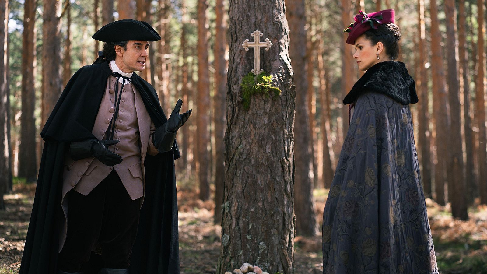 Valle Salvaje - Mercedes y Bernardo 'burlan' a José Luis y Victoria - Valle Salvaje | Ver