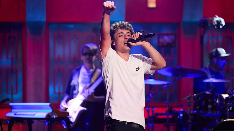 La Revuelta | Trueno sorprende con '433' y 'No Cap' - La Revuelta | Ver