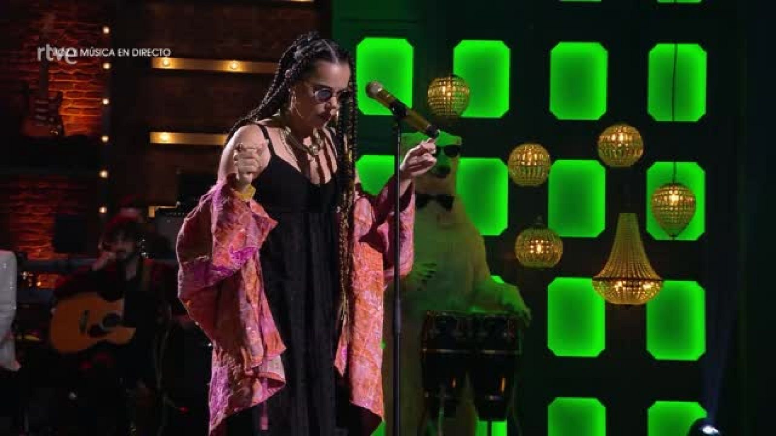 Beatriz Luengo y el cha-cha-cha más reguetonero del programa - That's My Jam | Ver