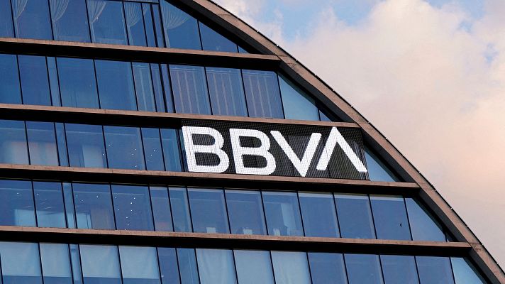Telediario 1 - BBVA no descarta ni la retirada de la opa ni el recurso judicial