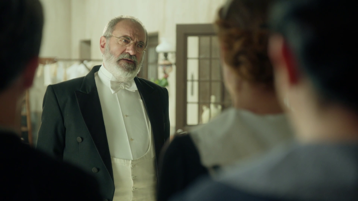 La promesa - El último baile de Rómulo como mayordomo