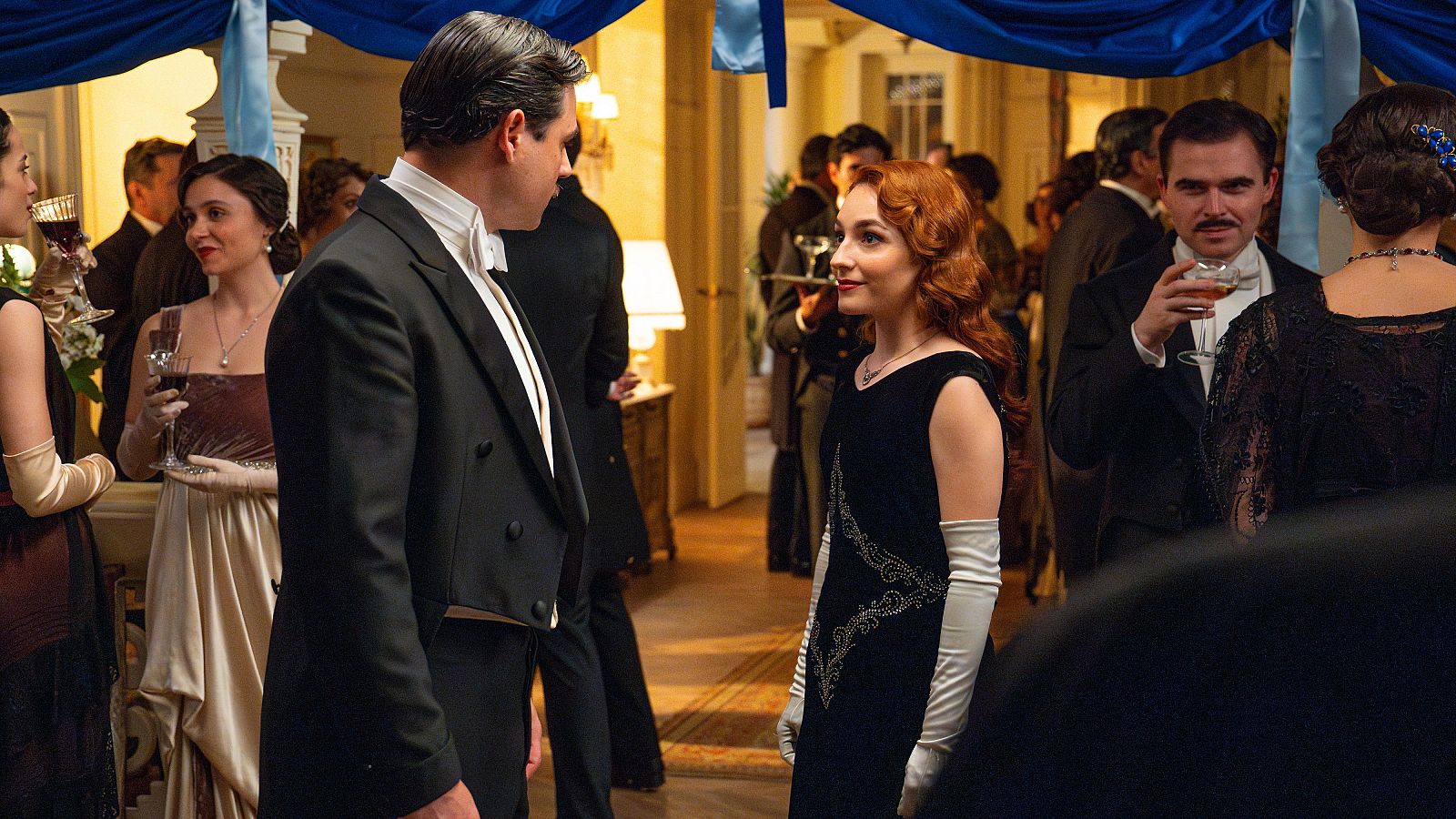 La Promesa - Enora era la espía del hangar - La promesa | Ver