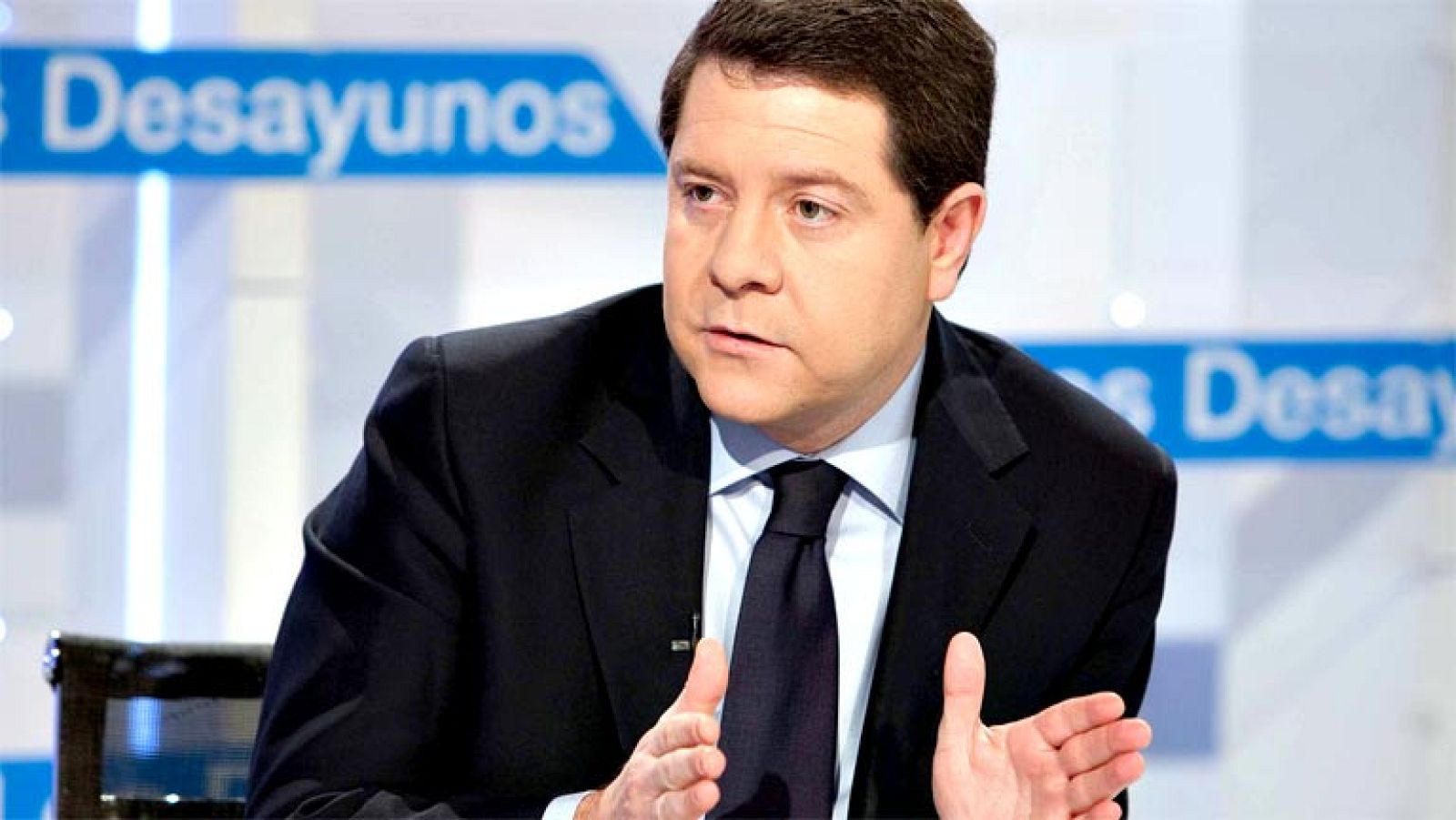 Emiliano García-Page: "Los afectados por el cierre de las urgencias en CLM irán a los tribunales" - Los desayunos | Ver