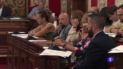 PP i Vox demanen a Les Corts que Alacant deixe de ser zona de predomini ling��stic valenci� | Ver