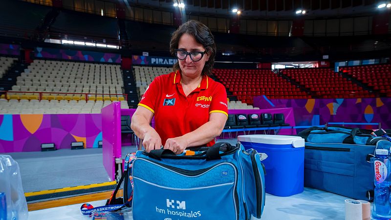 Laura Ots, médico de la selección: "Lo de Iyana Martín es un contratiempo que te puede pasar"