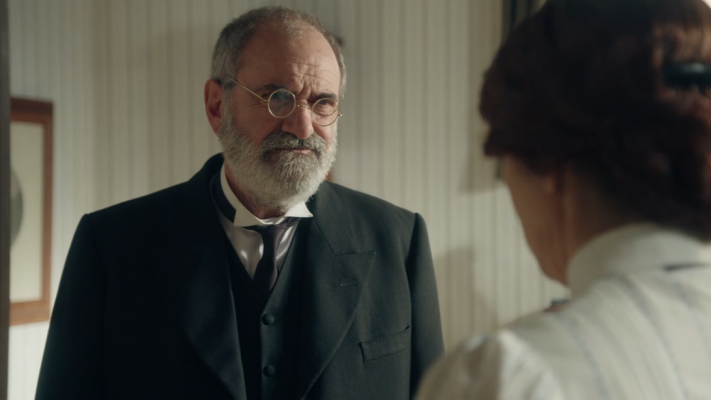 La promesa - La Promesa: Rómulo pide matrimonio a Emilia