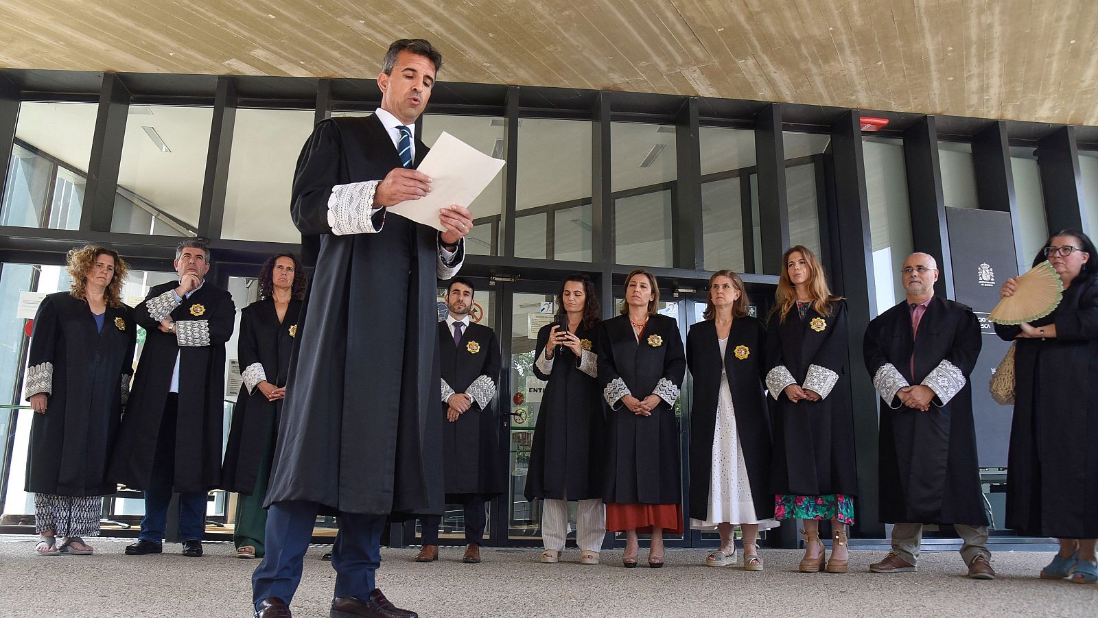 Jueces y fiscales mantienen la huelga contra las reformas del Gobierno | Ver