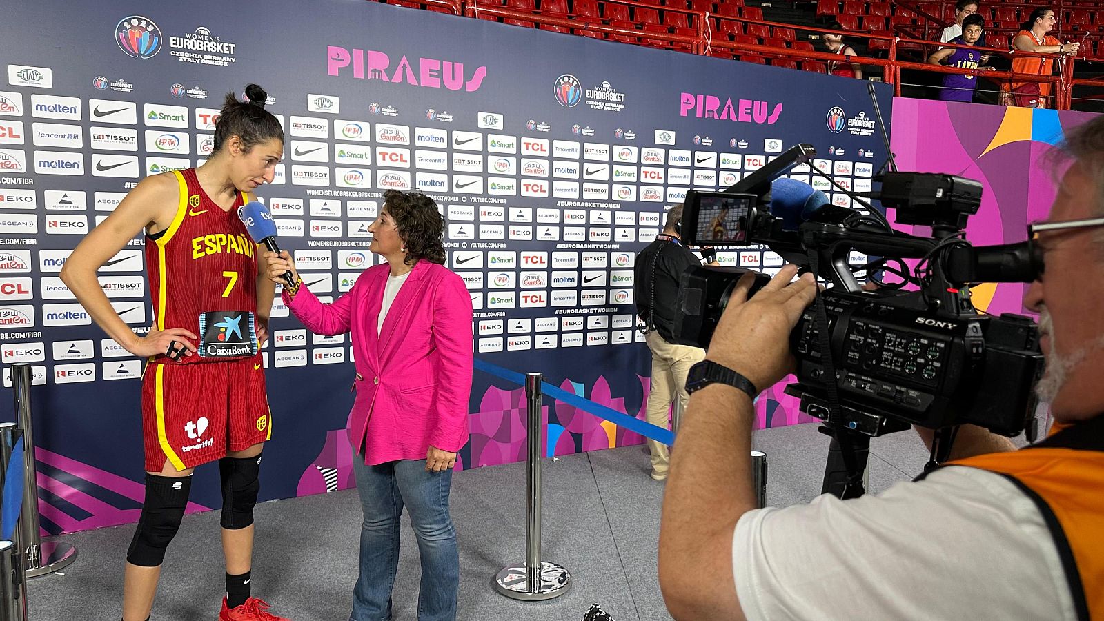 Alba Torrens: "La energía de Iyana, especial e ilusionante" - Baloncesto en RTVE | Ver