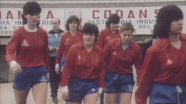 Conexión vintage - Así era la primera selección española femenina en 1985 que debutaba en una Eurocopa, en Conexión Vintage