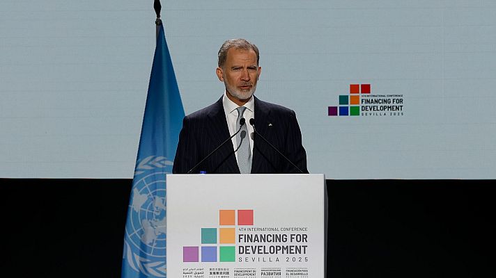 Telediario 1 - La Casa Real mantiene su presupuesto congelado en 8,4 millones de euros anuales