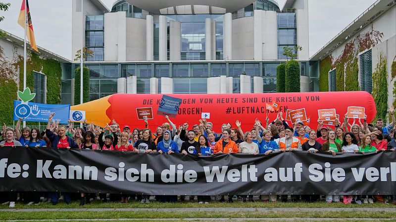 Las ONG alertan de un "desmantelamiento" de la cooperación | Ver