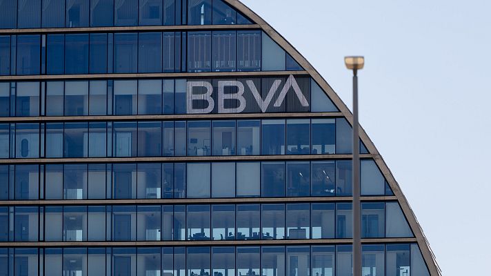 Telediario 2 - El BBVA mantiene la opa al banco Sabadell