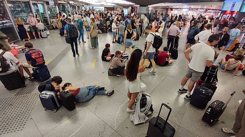 Nueva jornada de caos en los trenes de alta velocidad del Corredor Sur