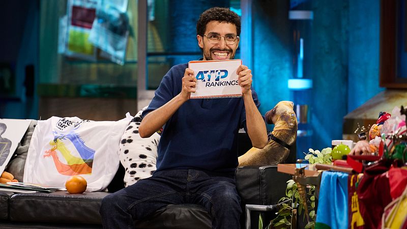 La Revuelta | Yunez presenta los 'A tu país Awards', summer edition - La Revuelta | Ver