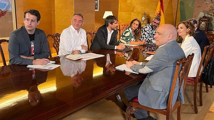 Informativo 24h - PSOE y Sumar se reúnen para reimpulsar la legislatura tras el escándalo de Santos Cerdán